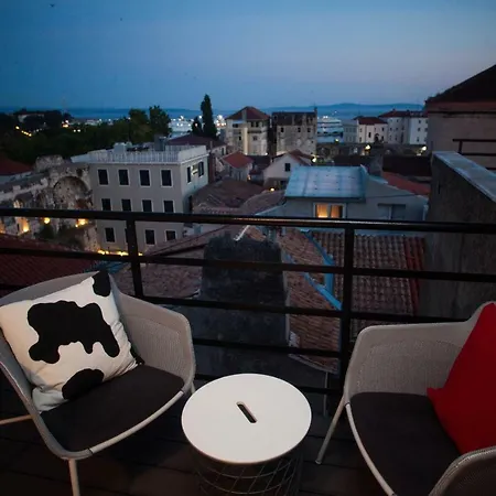 Studiolo Belvedere * Split